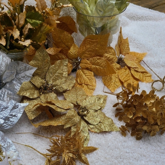 Gold and silver faux floral stems, LARGE Christmas lot - Picture 5 of 8